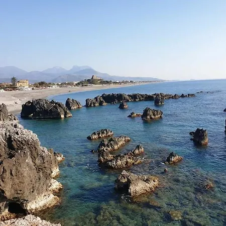 Bed & Breakfast Incentroscalea 3*