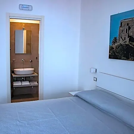Incentroscalea Bed & Breakfast 3*
